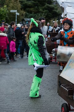 Bild 254 - Latuff Umzug